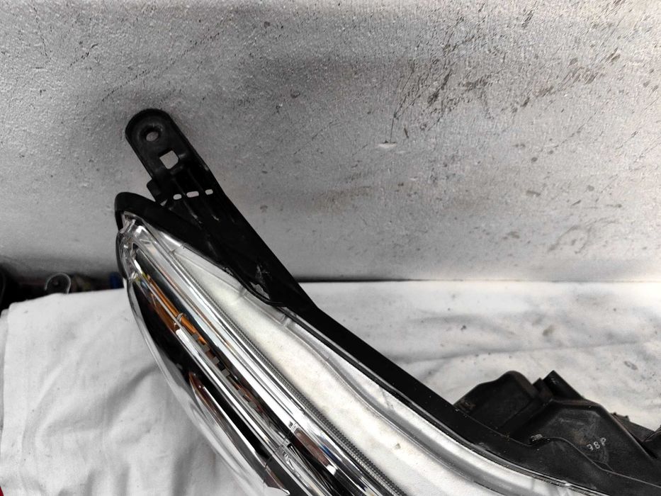 Оригинален фар Тойота  Toyota  Hilux Full Led