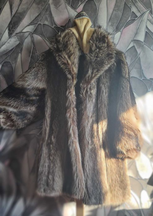 Продам ШУБУ (енот)