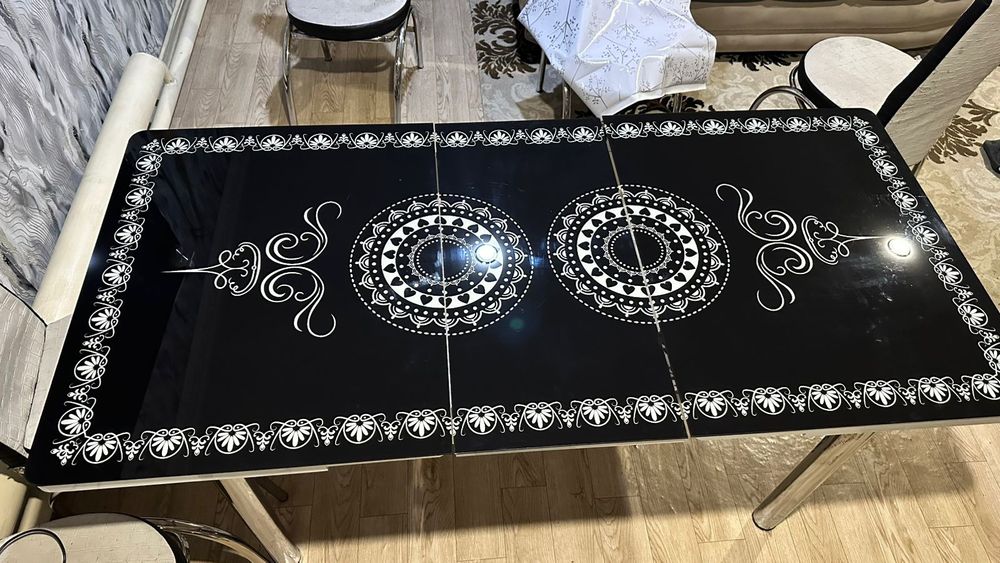 Продам. Стол хороши