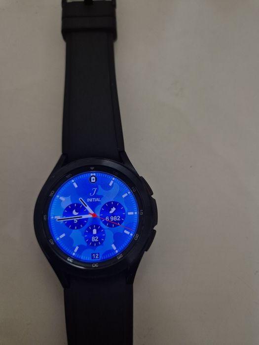 Часы Samsung Clasic 4