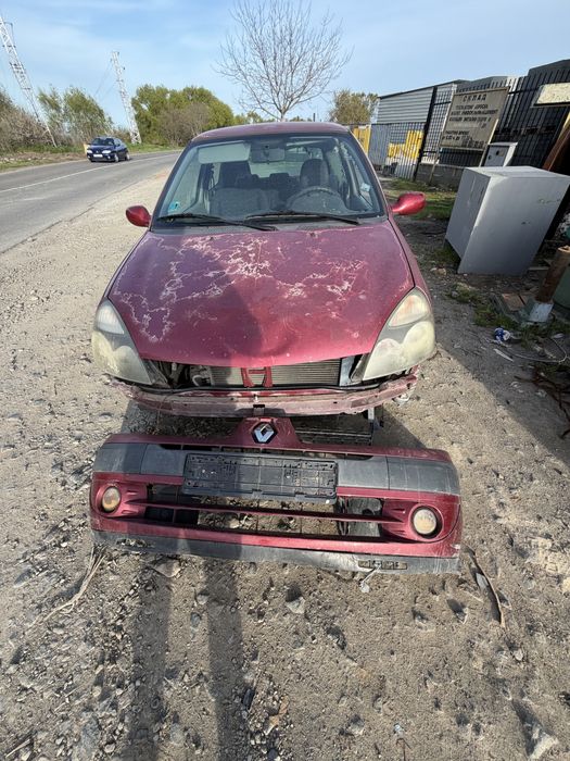 Renault Clio 1.2 16V 75 hp 2002 g на части