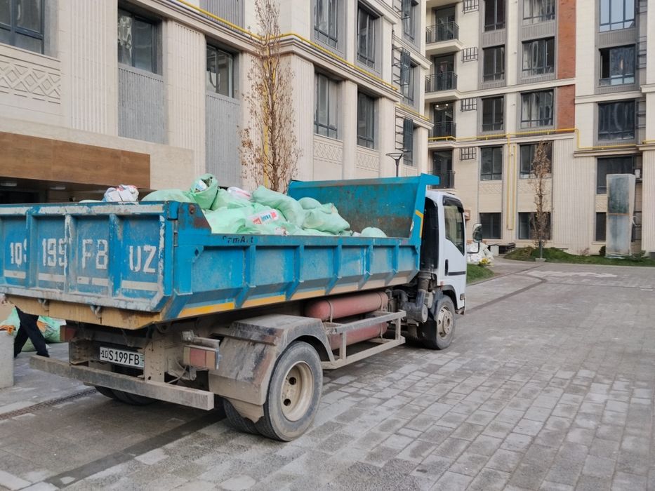 Вывоз мусорa исузи. Строи мусор. Vivoz musor isuzi