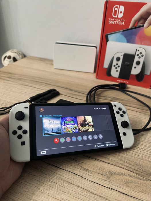 Продам Nintendo Switch OLED | Нинтендо Свитч ОЛЕД 3 игры
