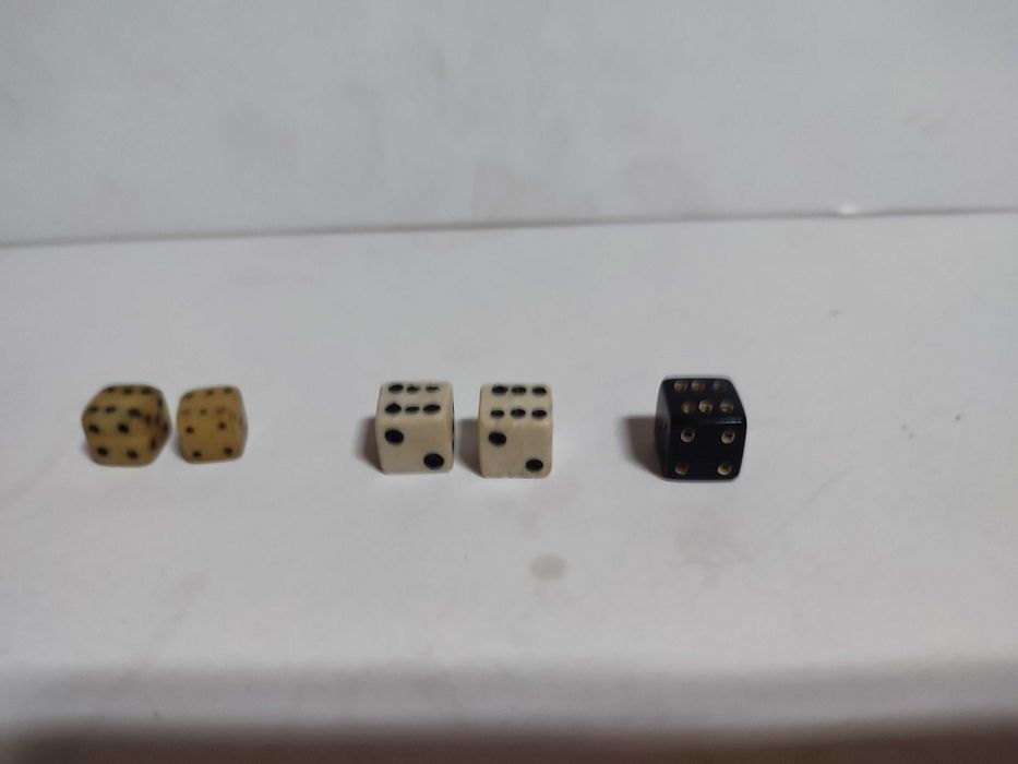 Zaruri diferite culori, modele, marimi