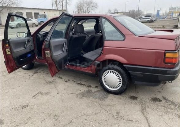 Продам Фольксваген Пассат Б3