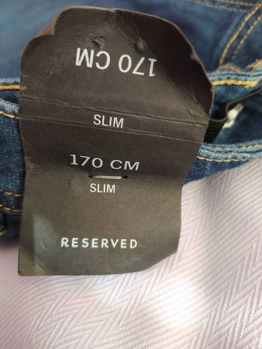 Чисто нови еластични дънки RESERVED, slim, за ръст 170 см.