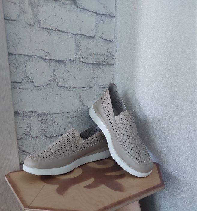 Удобные мягкие мокасины