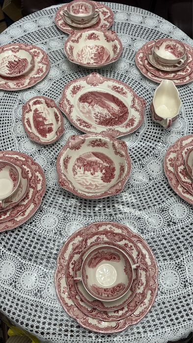 Чайно-столовый сервиз Johnson Bros England