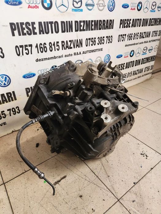 Cutie Viteze Ope M32 1.7 Cdti 6+1 Zafira B Astra H Astra J A17DTR Cod  - Dezmembrari Arad