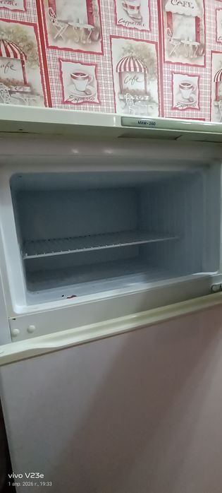 Продам рабочий холодильник, район тоц