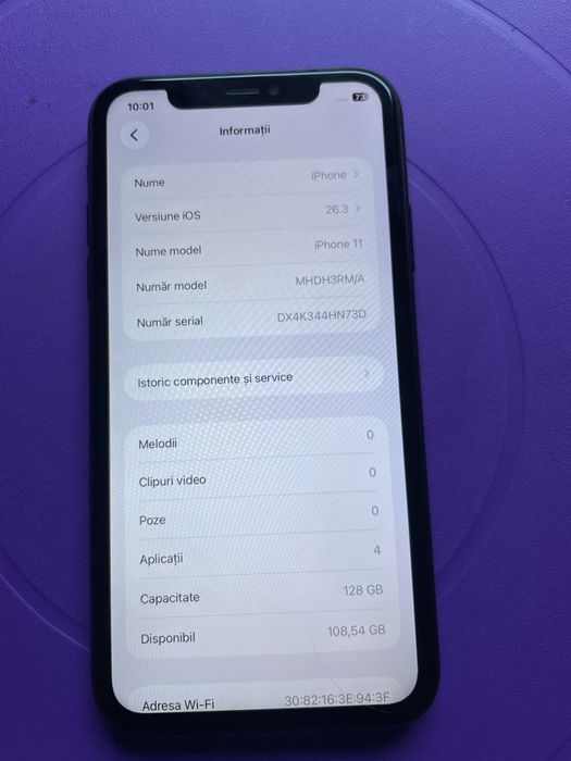 Vând iPhone 11 impecabil liber de rețea
