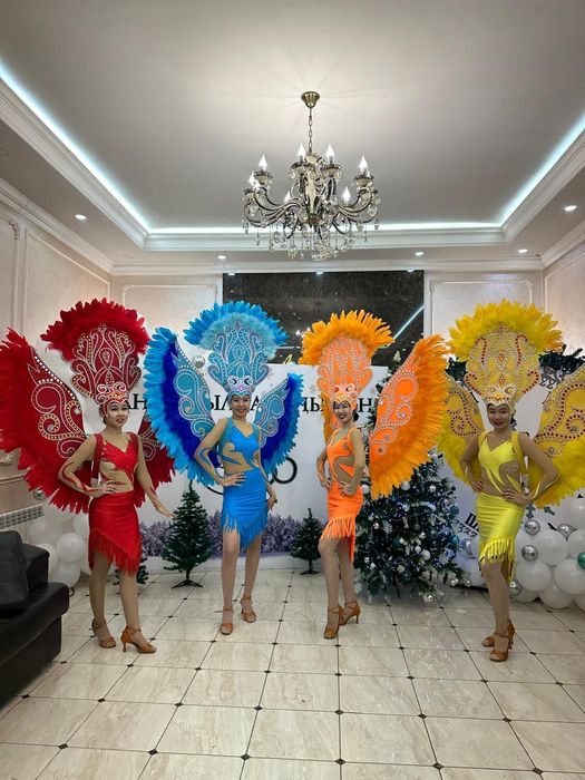 Продам карнавальные костюмы