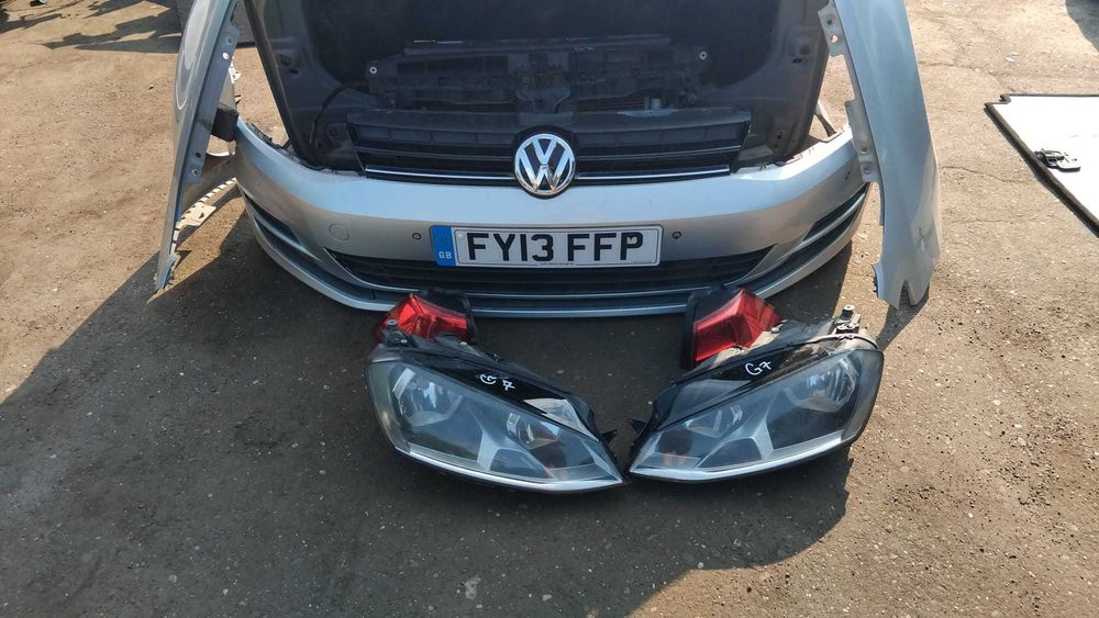 Bara fata Volkswagen Golf 7