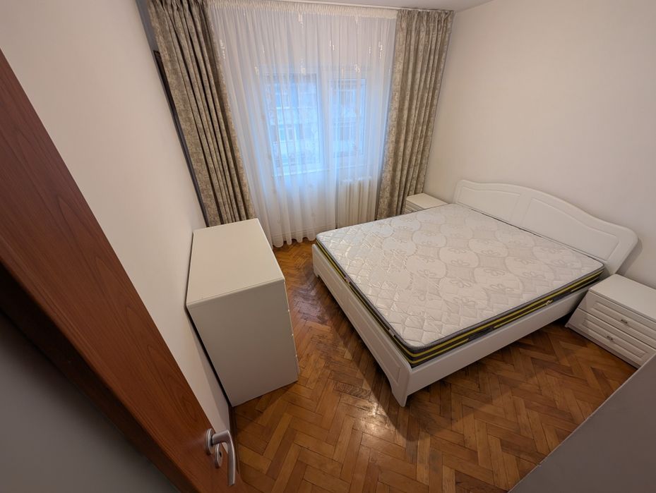închiriat apartament 3 camere  metalurgie