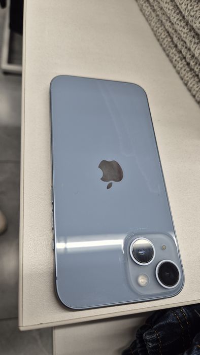 Iphone 14 в отличном состоянии