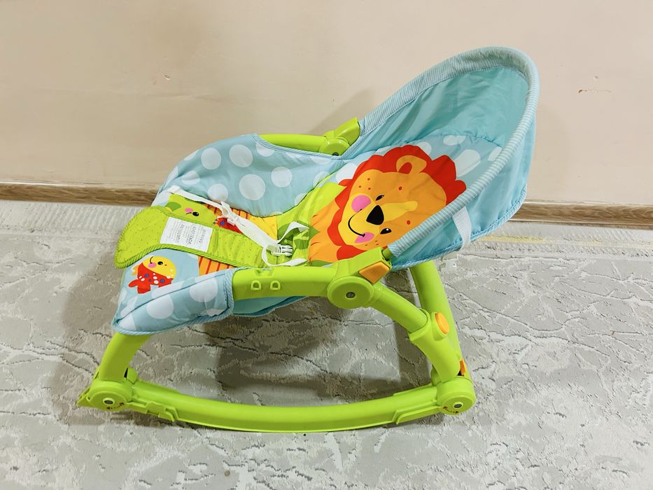 Детский шезлонг (качалка)