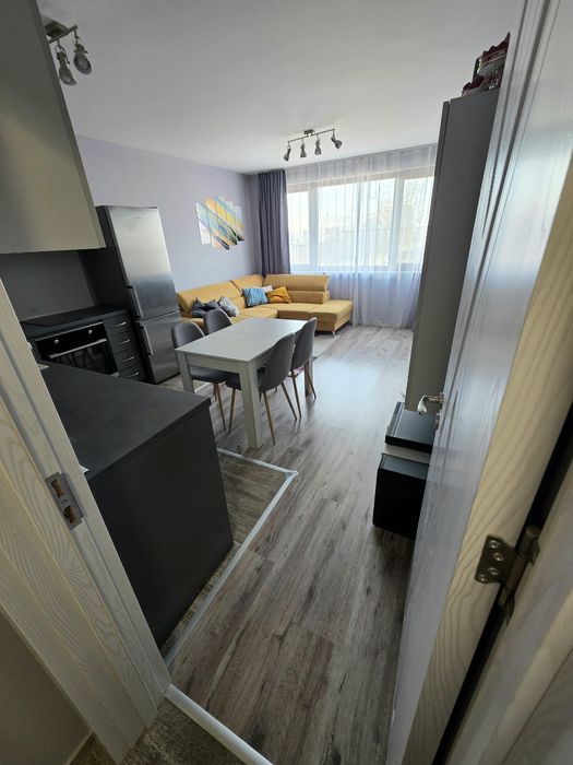 Продава се Двустаен апартамент в Варна, Бриз - 65 кв.м за 1334 €/кв.м - Снимка #2