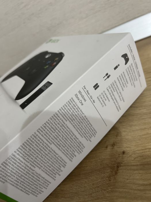 Controller  Xbox One/Series + wireless adapter PC
