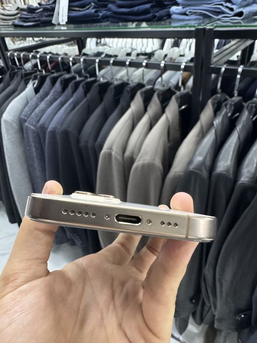 iPhone 16 pro 256