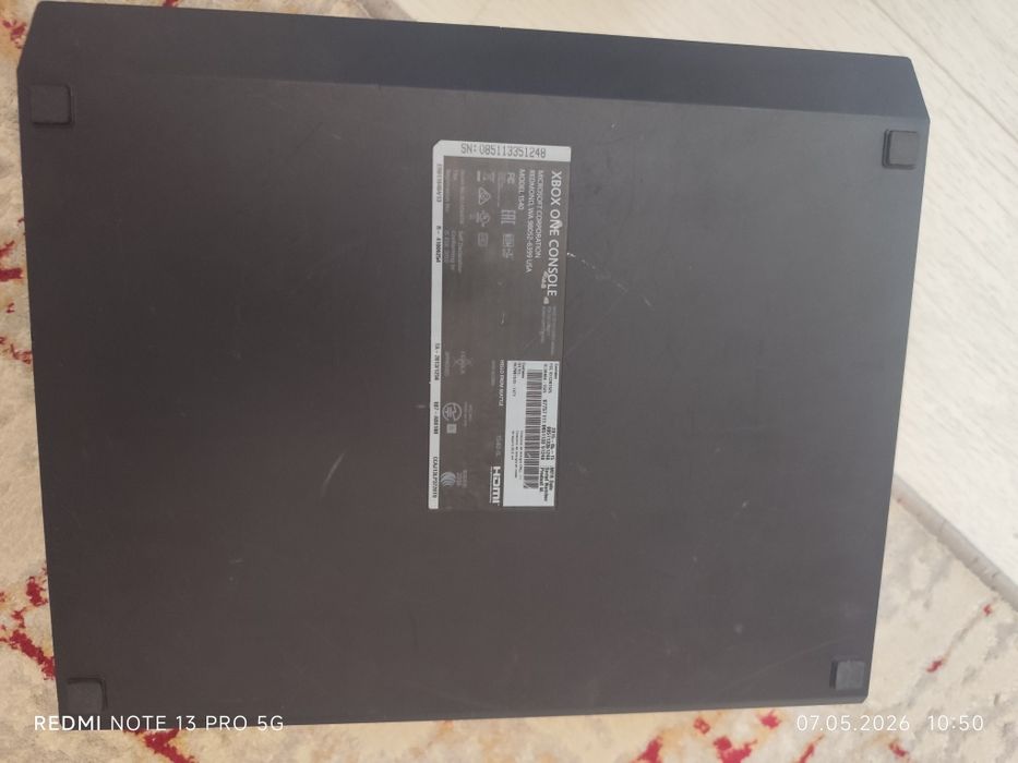 Продам Xbox one с подпиской на 2 месяца