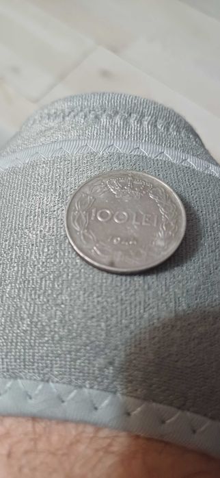 Monede vechi de 100 de lei. Anu 1944