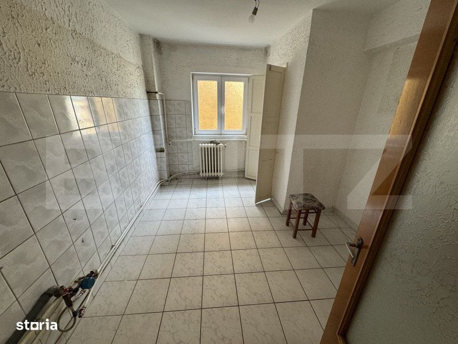 Apartament 3 camere , 67mp , zona Mercur Cetate
