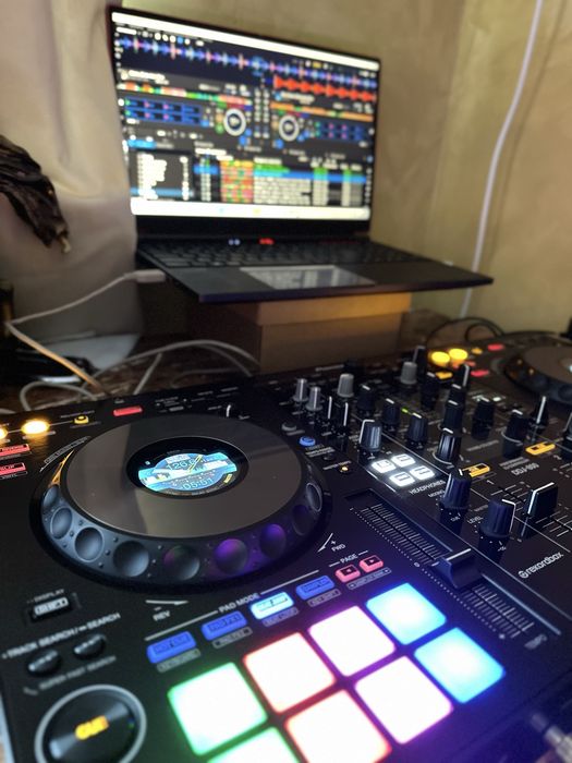 Контроллер Rekordbox DDJ800
