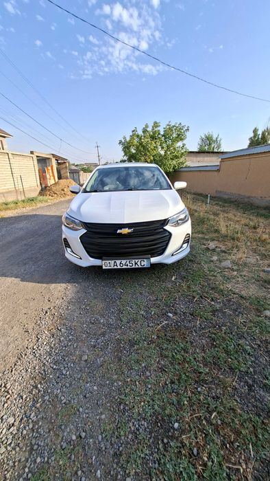 Продаётся onix premier 1 2023 год
