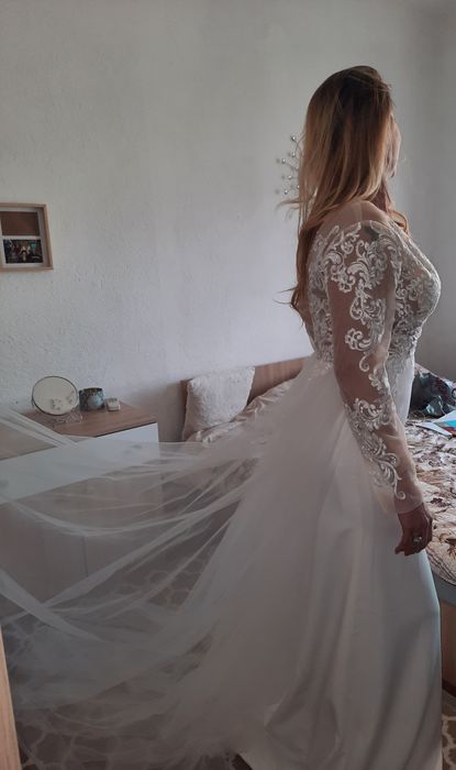 Чисто нова булчинска рокля