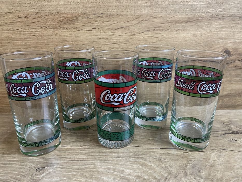 Чаши на Кока Кола