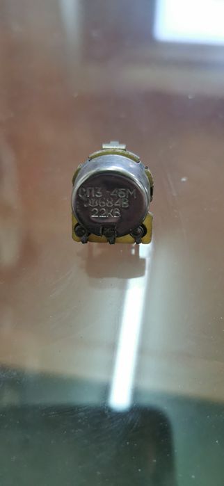 Переменные резисторы