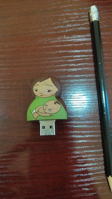 Fleshka 4Гб срочно продам