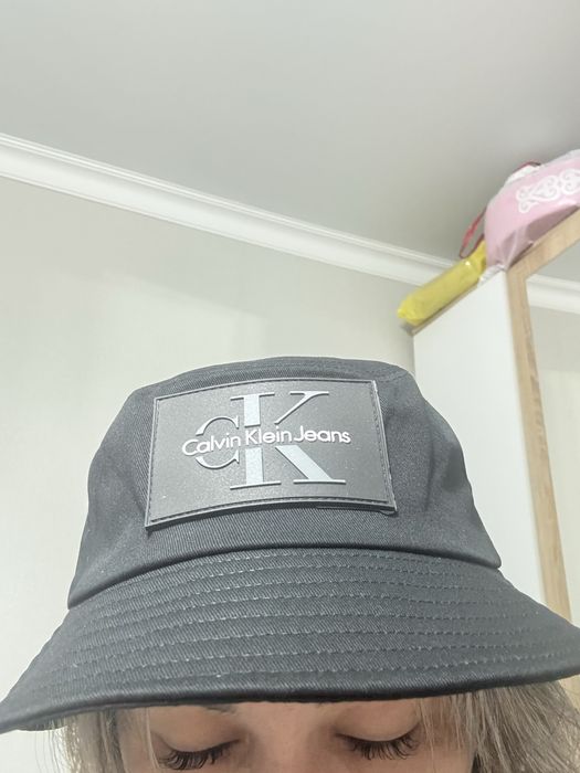 Продам панаму calvin klein