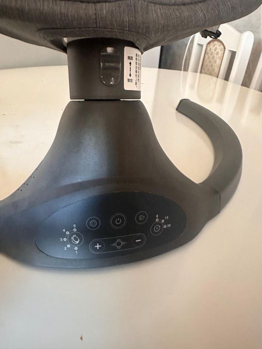 Продам шезлонг для малышей 0-6 месяцев