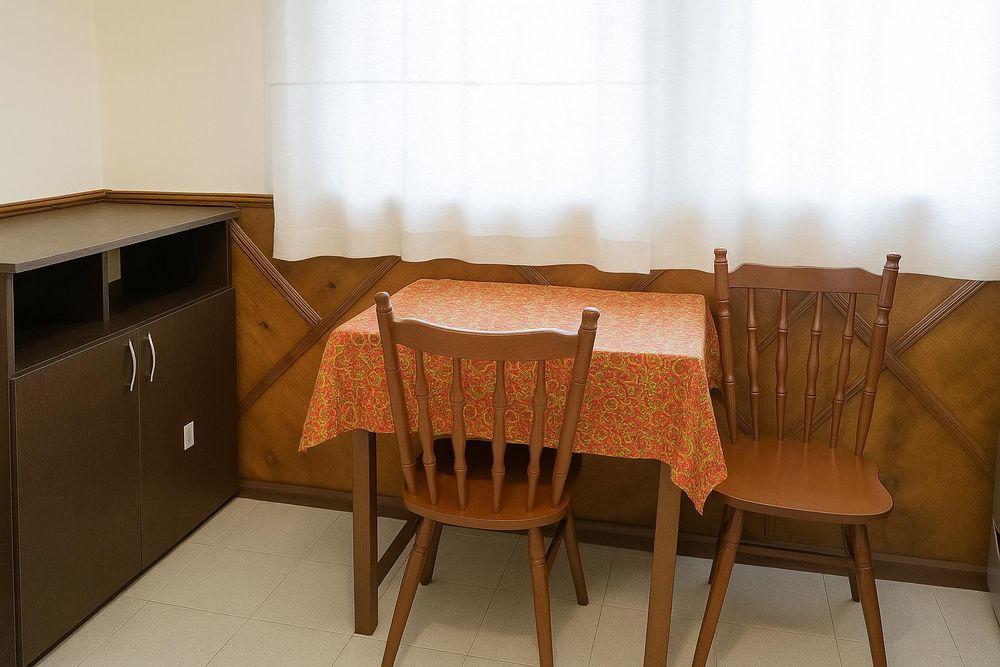 Дава се под наем Едностаен апартамент в Пловдив, Христо Смирненски - 25 кв.м за 204 € - Снимка #2