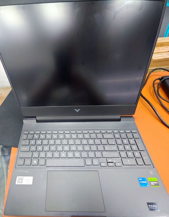 HP Victus 15 inch