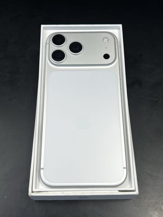 iPhone 17 Pro Max 256GB Siver