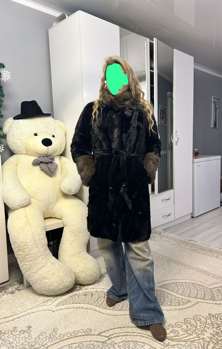 Продам Норковую шубу