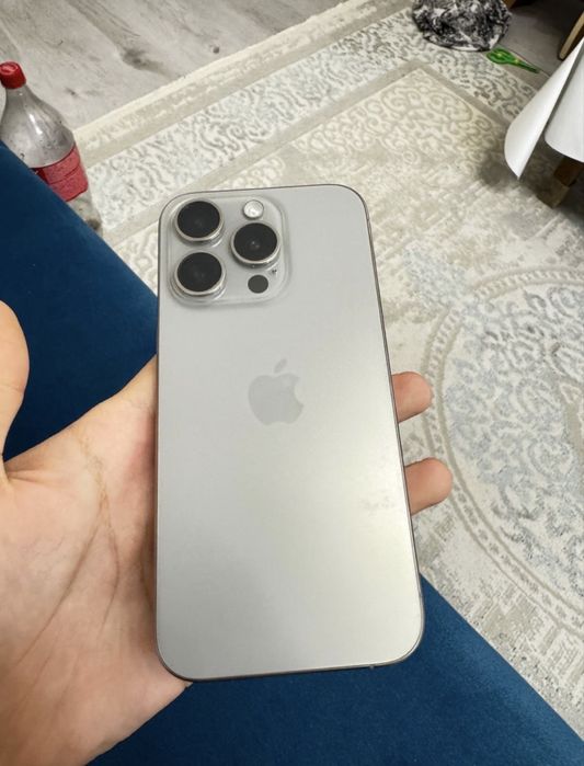 Продам айфон 15 про