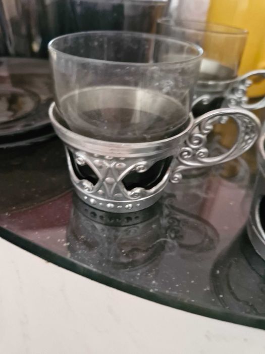 Продава се руски сервиз за чай/кафе