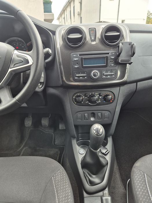 Logan 0.9GPL 64000km