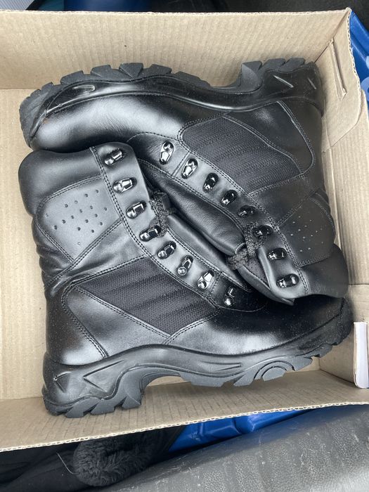 Прдам новые берцы