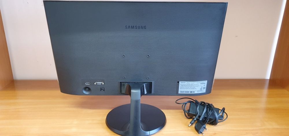 Монитор Samsung 21,5" HDMI/VGA