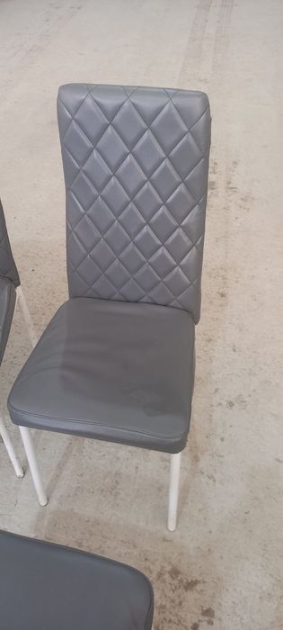 Продам буууу стулья