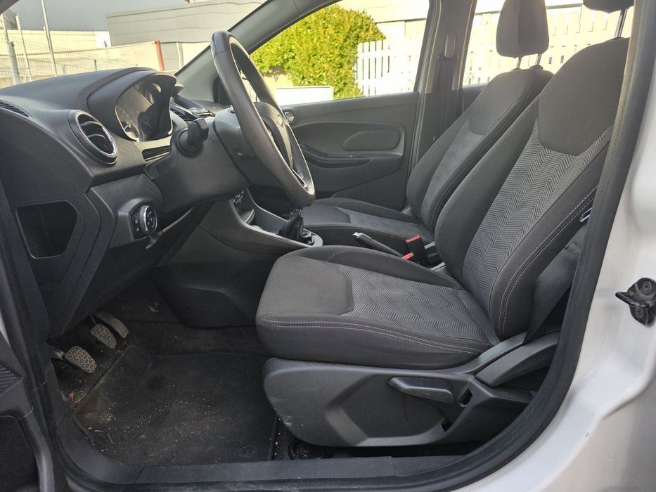 Продавам Форд Ка +,  1,2