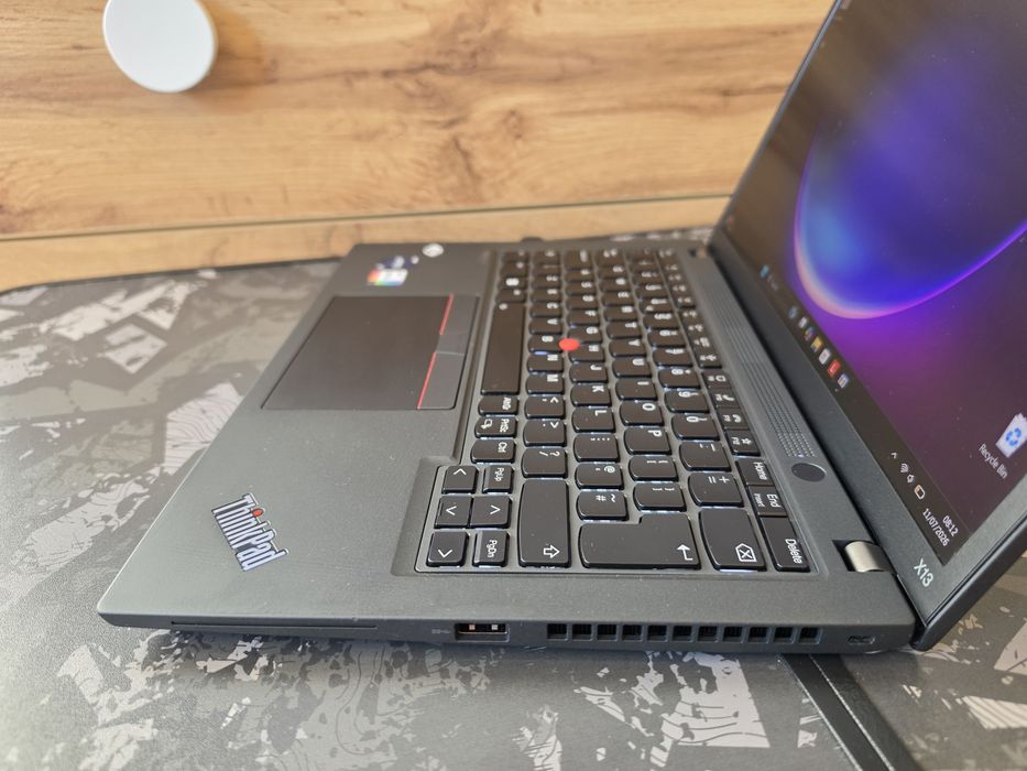 Lenovo ThinkPad X13 Gen 3 Touch / i5-12th / 16GB Ram / 256 SSD