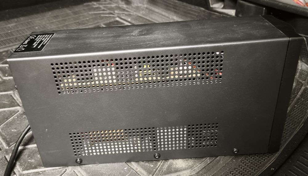 Продавам UPS Turbo-X UPS 650VA/390W  EA265-LED