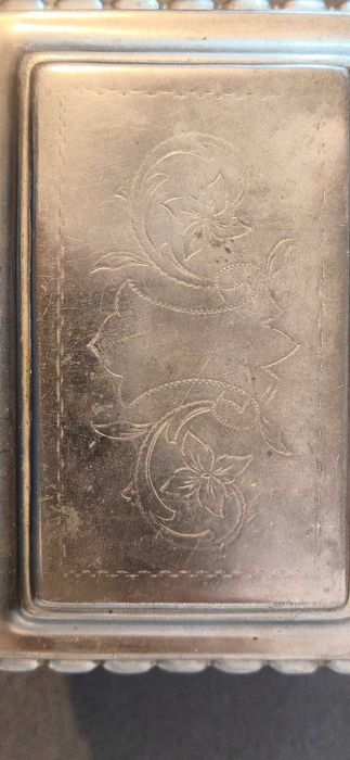 Cutie de bijuterii din alama argintată