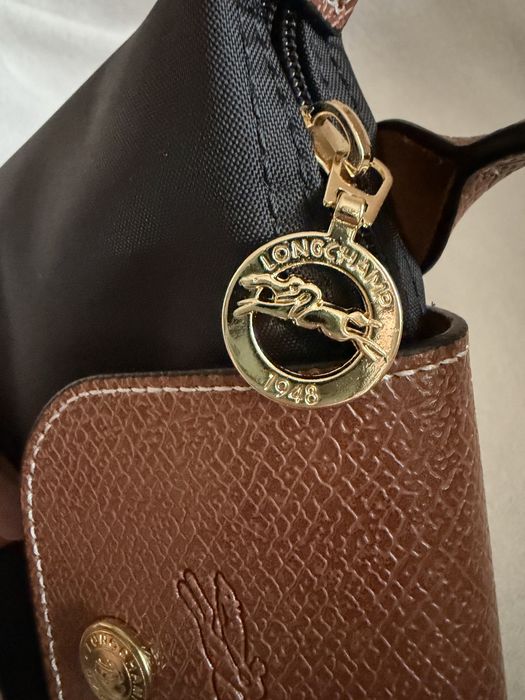 Черна дамска чанта Longchamp