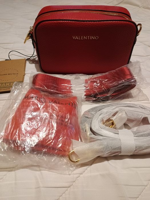 Geanta valentino nou nouță